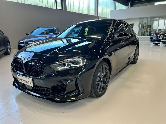 BMW 135 Argento pastello