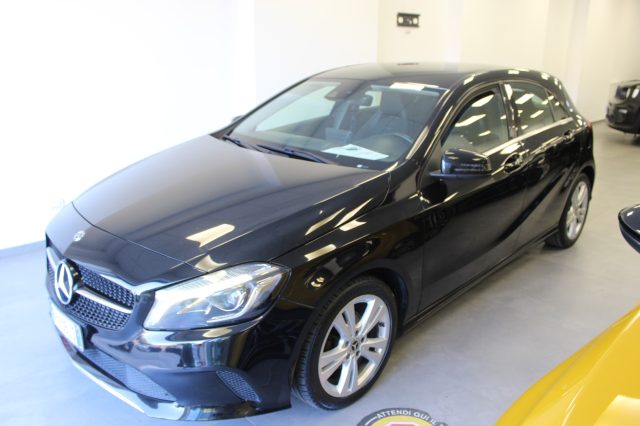 MERCEDES-BENZ A 180 d Automatic Sport 