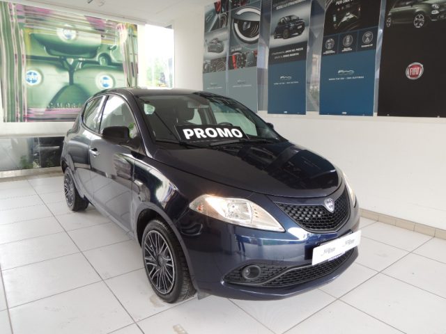 LANCIA Ypsilon 1.2 69 CV 5 porte GPL Ecochic Gold 