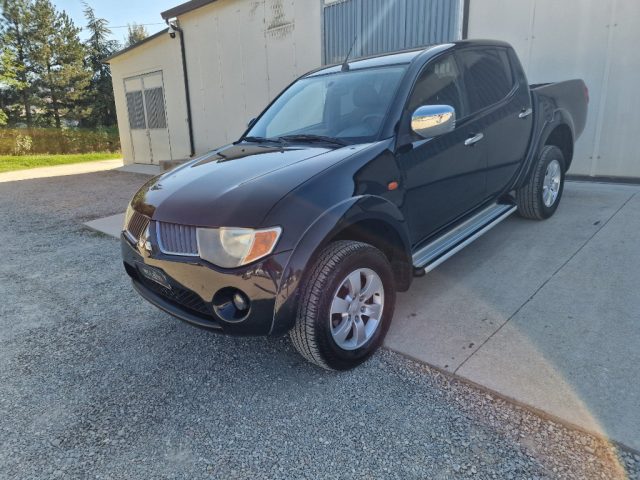 MITSUBISHI L200 2.5 DI-D/136CV Double Cab Invite 