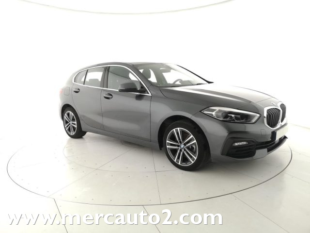 BMW 118 Grigio metallizzato