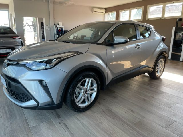 TOYOTA C-HR 1.8 Hybrid E-CVT Business 