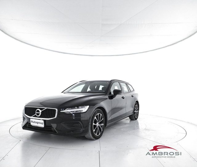 VOLVO V60 D3 Momentum 