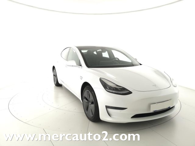 TESLA Model 3 Bianco pastello