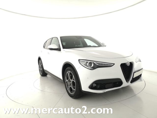 ALFA ROMEO Stelvio Bianco pastello