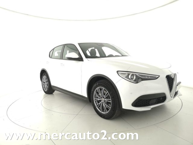 ALFA ROMEO Stelvio Bianco pastello