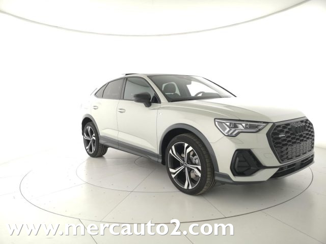 AUDI Q3 Argento perlato