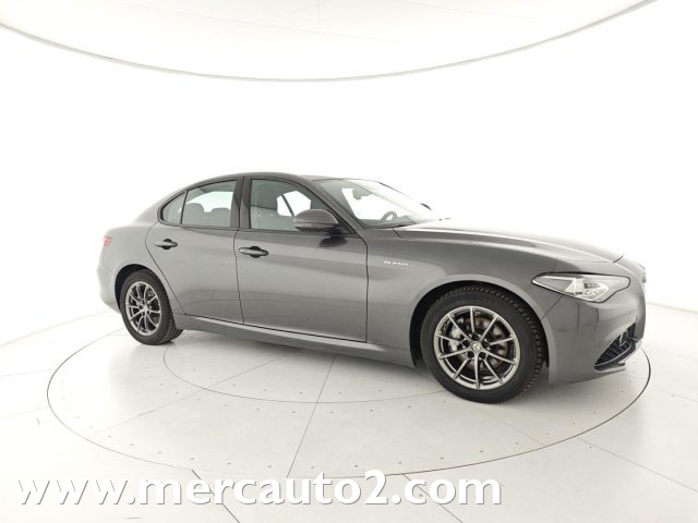 ALFA ROMEO Giulia Grigio metallizzato