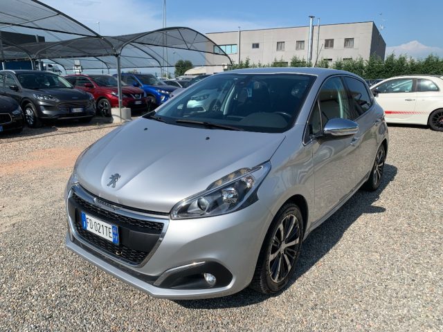 PEUGEOT 208 PureTech 82 5 porte Allure 