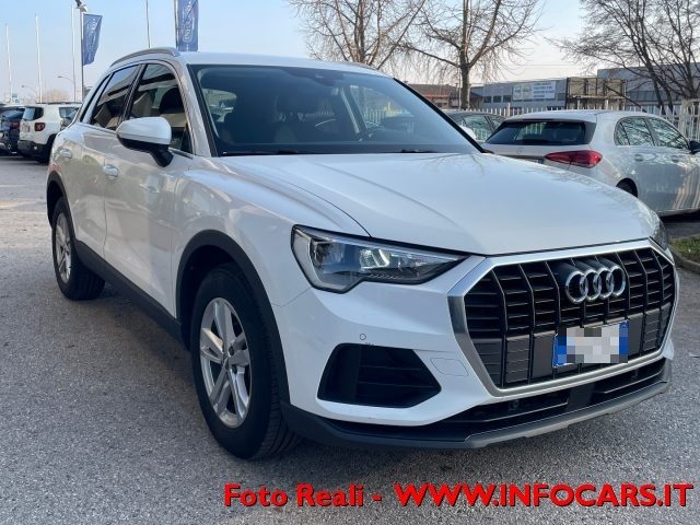 AUDI Q3 Bianco metallizzato