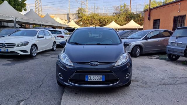 FORD Fiesta 1.4 TDCi 70CV 5 porte Titanium 