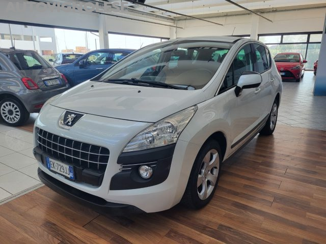 PEUGEOT 3008 1.6 HDi 112CV Premium- BELLA - NAVI 