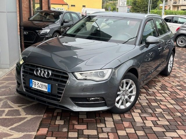 AUDI A3 SPB 1.6 TDI clean diesel Attraction 