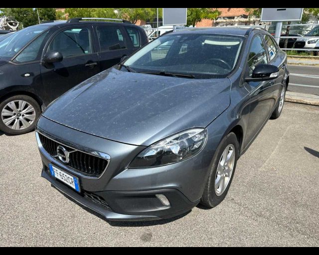 VOLVO V40 II 2012 Cross Country  Cross Country 2.0 d2 Busin 