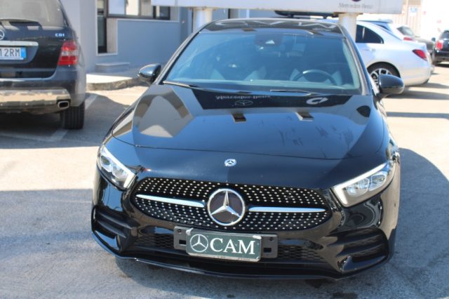 MERCEDES-BENZ A 200 d Automatic 4p. Premium 