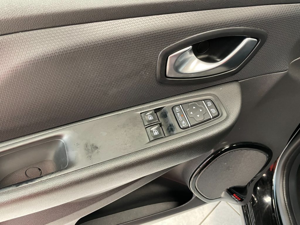 RENAULT Clio 0.9 TCE ENERGY  GPL 90CV MY18 - 16