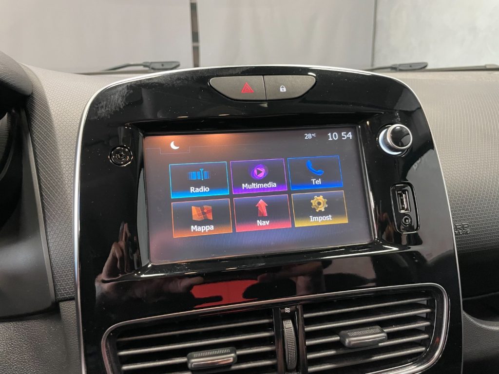 RENAULT Clio 0.9 TCE ENERGY  GPL 90CV MY18 - 25