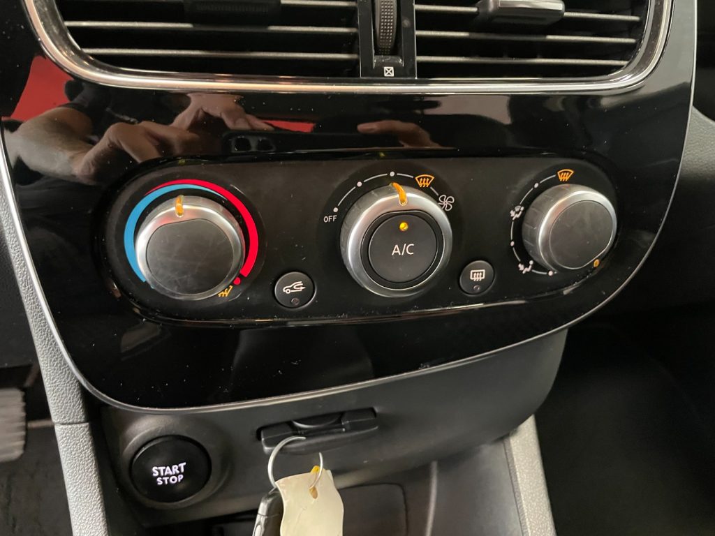 RENAULT Clio 0.9 TCE ENERGY  GPL 90CV MY18 - 27