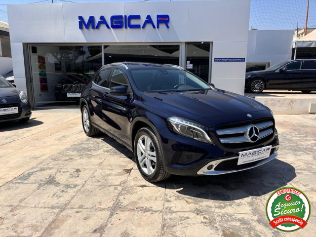 MERCEDES-BENZ GLA 200 Blu metallizzato