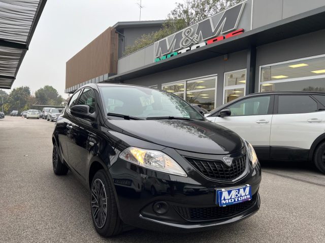 LANCIA Ypsilon Nero metallizzato