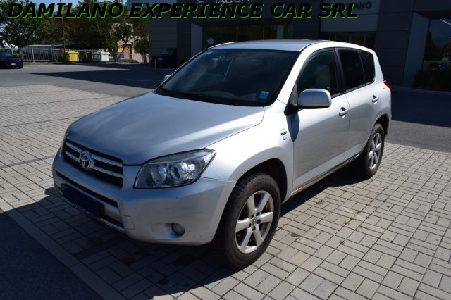 TOYOTA RAV 4 RAV4 2.2 D-4D 136 CV AUTOCARRO 