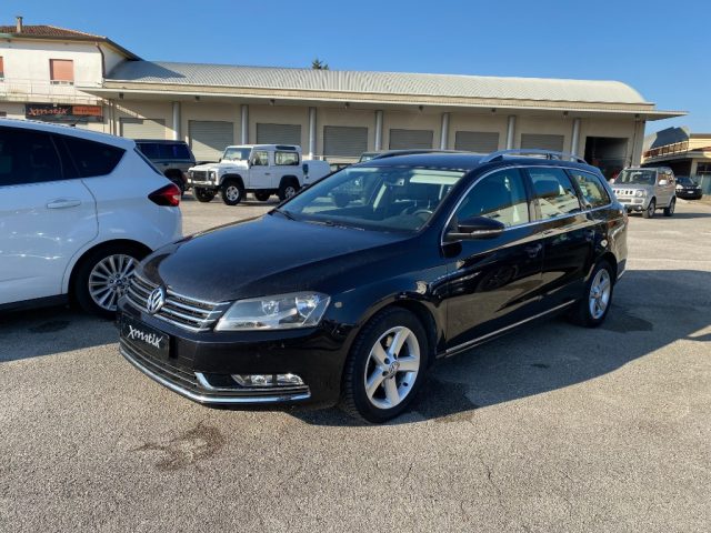 VOLKSWAGEN Passat Nero metallizzato