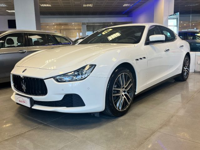 MASERATI Ghibli V6 Diesel 275 CV 