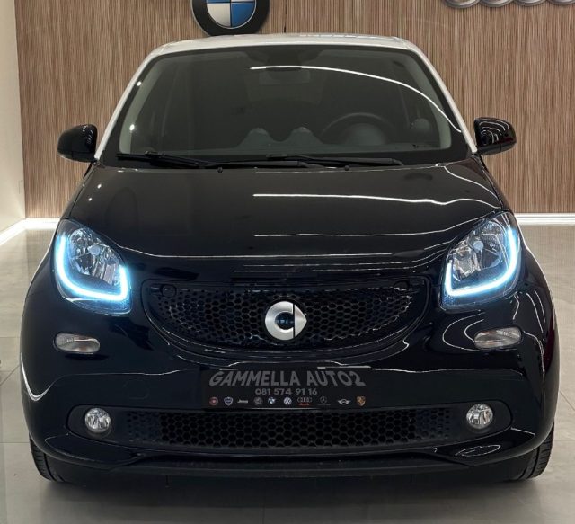 SMART ForFour 60 1.0 Black Passion 