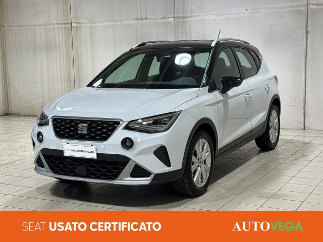 SEAT Arona Bianco pastello