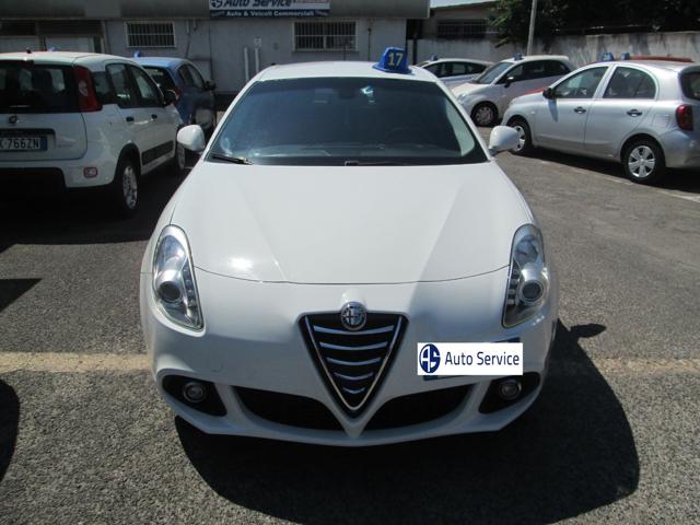 ALFA ROMEO Giulietta Bianco pastello