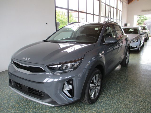 KIA Stonic Grigio metallizzato