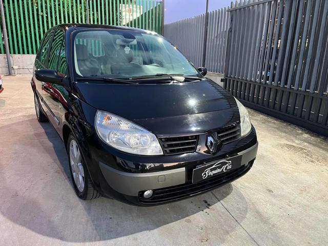 RENAULT Scenic 2.0 16V dCi Luxe 