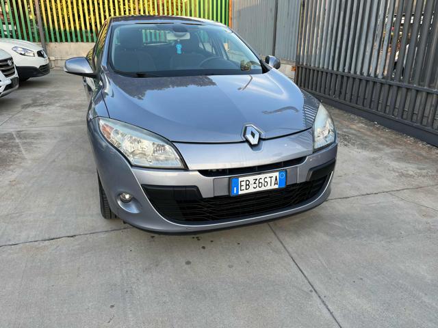 RENAULT Megane Mégane 1.5 dCi 110CV EDC Dynamique 