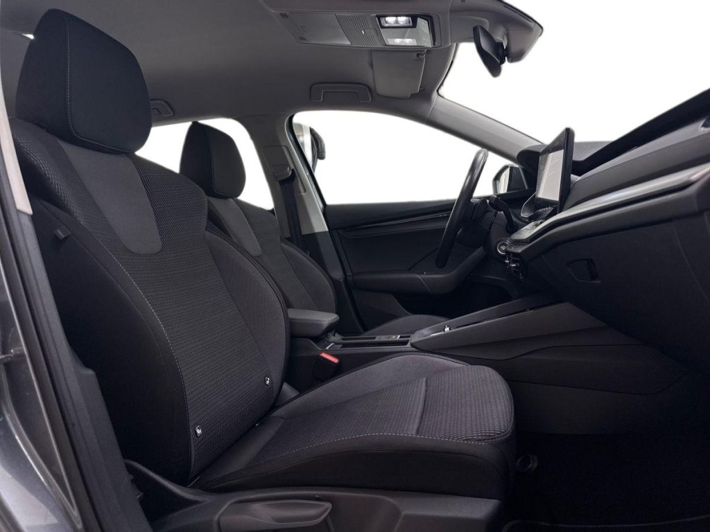 SKODA Octavia 2.0 TDI 150 CV DSG Wagon Executive - 10