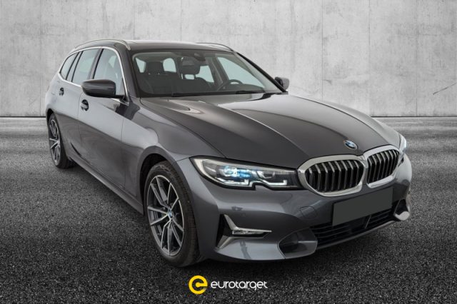 BMW 320 i Touring Luxury 