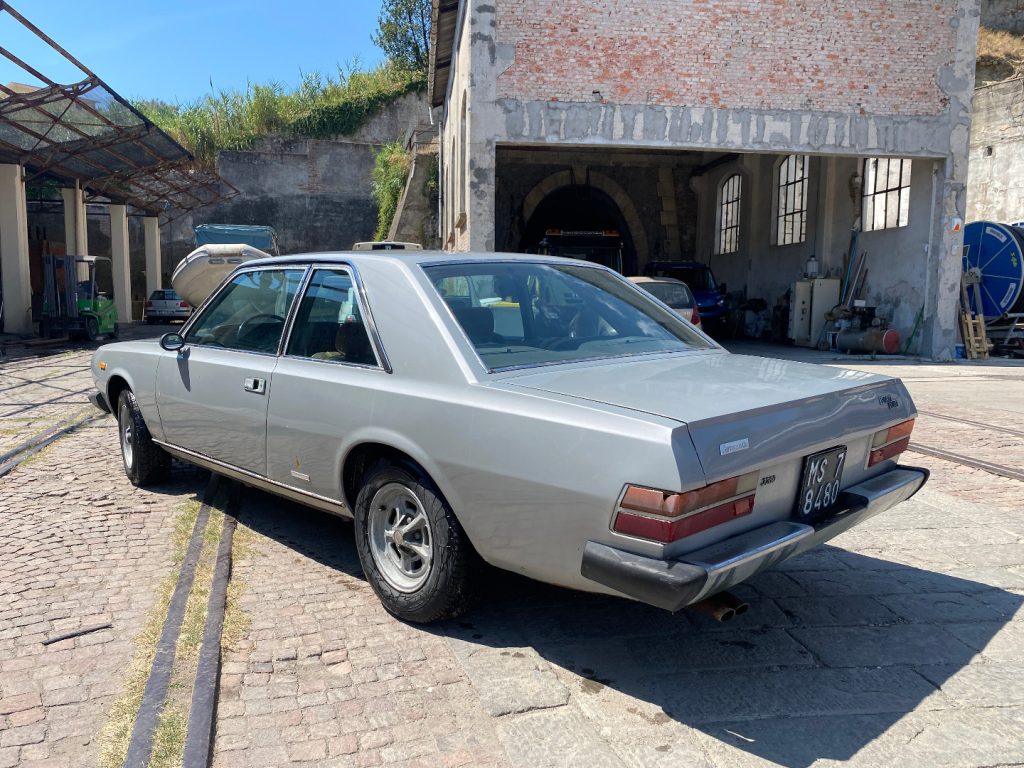 FIAT 130 COUPE AUTOMATICA DA RESTAURARE - 4