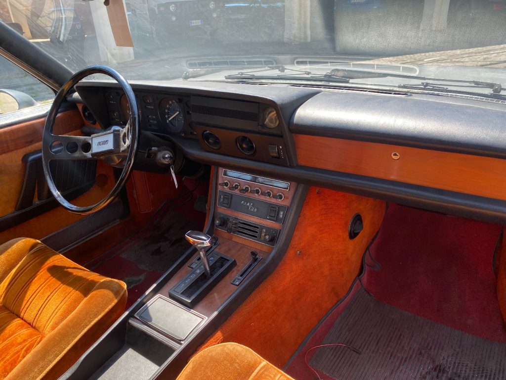FIAT 130 COUPE AUTOMATICA DA RESTAURARE - 12