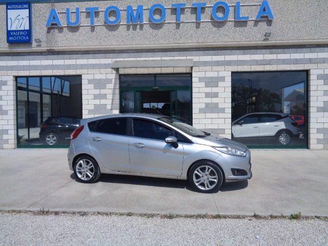 FORD Fiesta Argento metallizzato