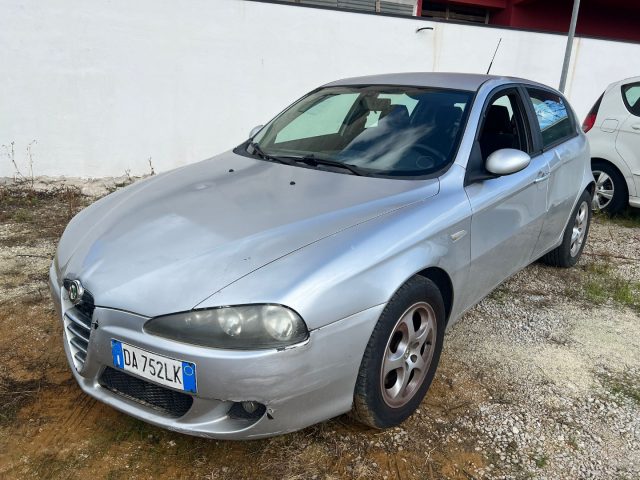 ALFA ROMEO 147 1.6 16V TS (105) 5 porte Progression 