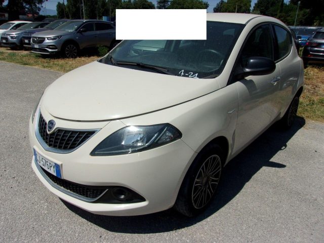 LANCIA Ypsilon 1.0 FireFly 5 porte S&S Hybrid Silver 