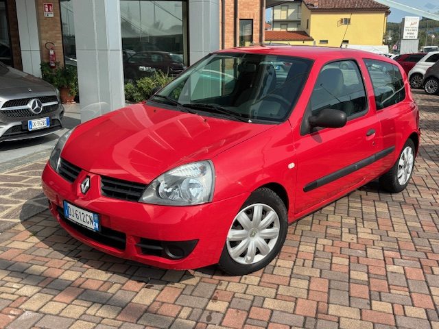 RENAULT Clio Storia 1.2 16V 3 porte Confort 