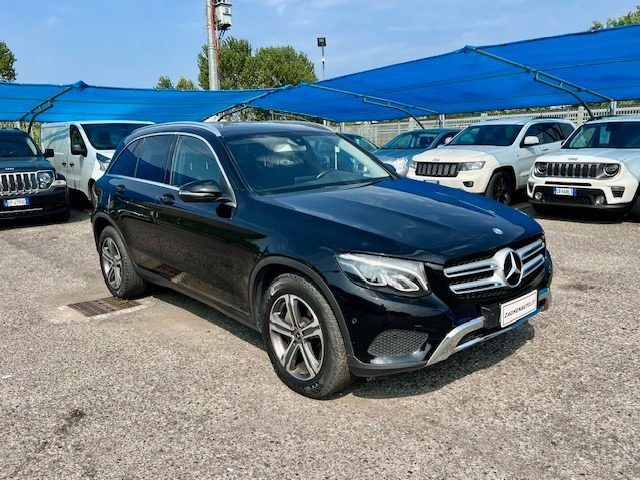 MERCEDES-BENZ GLC 220 Nero metallizzato