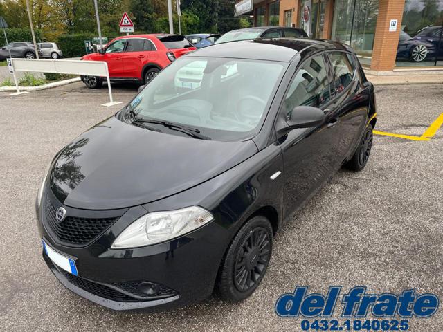 LANCIA Ypsilon III 1.0 FireFly 5p S&S HY Ecoc Silver NEOPATENTATI 