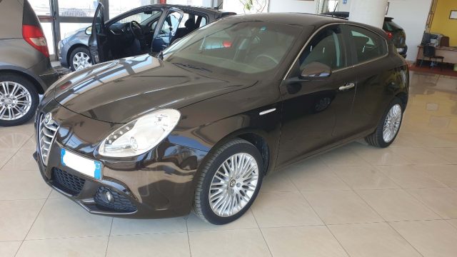 ALFA ROMEO Giulietta 1.6 JTDm-2 105 CV Distinctive Usato