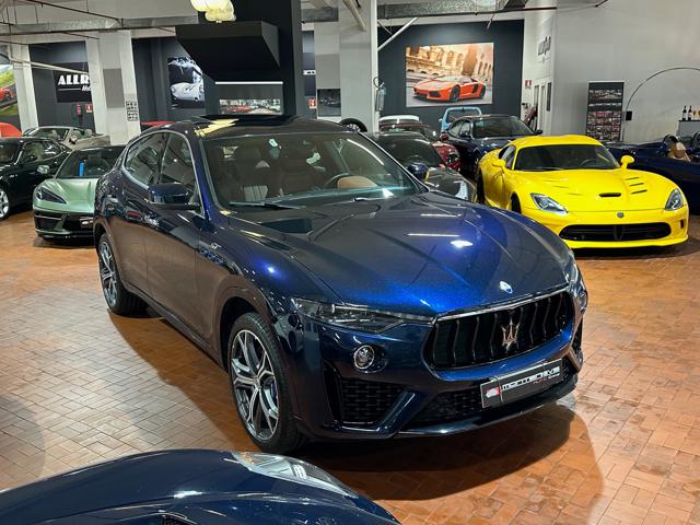 MASERATI Levante BLU NOBILE metallizzato