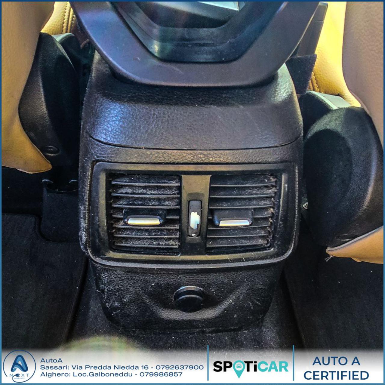 BMW 218 d Active Tourer - 14