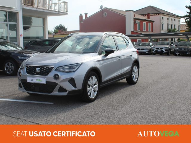 SEAT Arona Grigio pastello