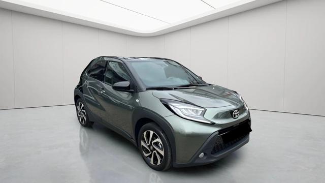 TOYOTA Aygo X Verde metallizzato