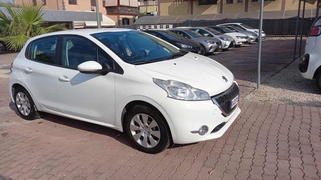 PEUGEOT 208 1.4 8V HDi 5p. Active 