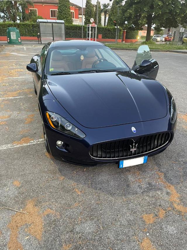 MASERATI GranTurismo Blu metallizzato